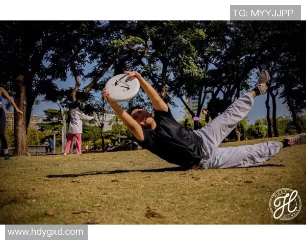 重庆飞盘队在极限运动联赛中的战术表现分析与点评 重庆飞盘队在极限运动联赛中的战术表现分析与点评