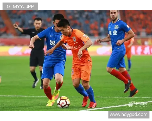 2018年河南建业与山东鲁能激战回顾精彩瞬间与赛场亮点分析 2018年河南建业与山东鲁能激战回顾精彩瞬间与赛场亮点分析