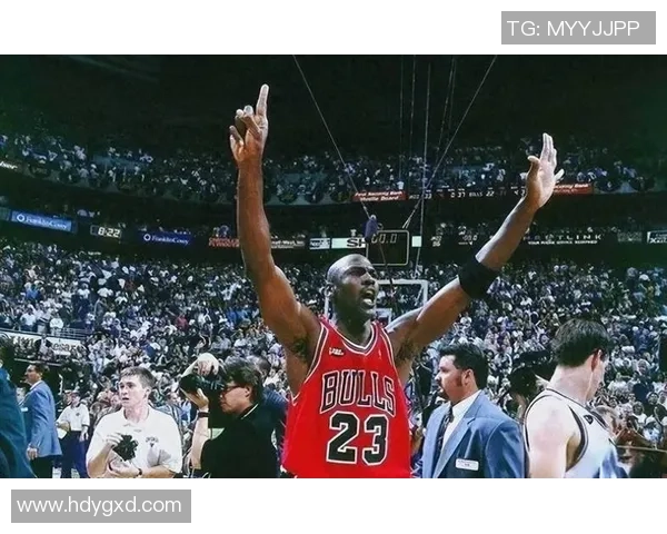 96乔丹带领公牛对决灰熊的经典时刻与传奇表现回顾 96乔丹带领公牛对决灰熊的经典时刻与传奇表现回顾