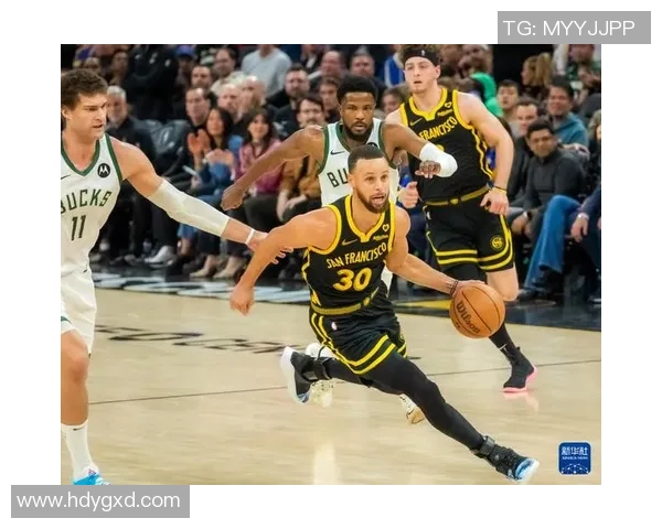 勇士与雄鹿精彩对决全场回顾与精彩瞬间分析 勇士与雄鹿精彩对决全场回顾与精彩瞬间分析